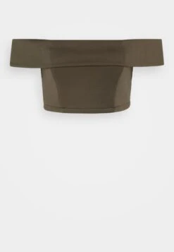 Wal G Brody Crop - Print T-Shirt 10 Wal G Brody Crop - Print T-Shirt -Wal G 03eaf0fffc66438a83206cbdeb4679fe