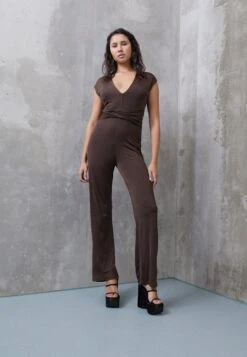 Wal G Party Hala V Neck - Jumpsuit - Chocolate Brown