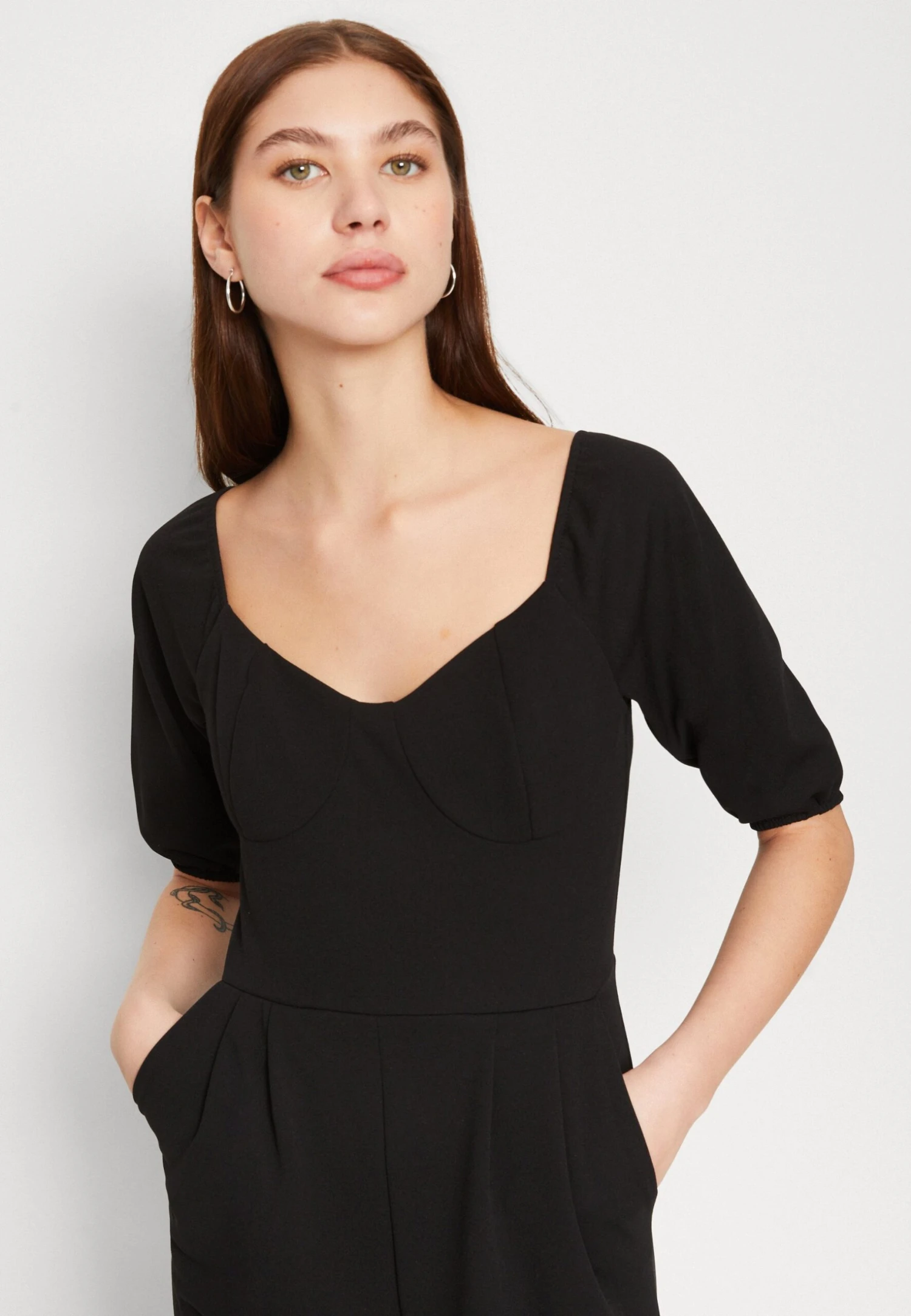 Wal G Alicia Straight Leg - Jumpsuit 4 Wal G Alicia Straight Leg - Jumpsuit - Image 4