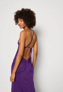 Wal G Wedding Estelle Backless Maxi - Occasion Wear - Purple -Wal G 258eca78e7d34fc8a478832ffd127a4e