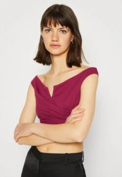 Wal G Valentines Heart Crop - Top - Magenta -Wal G 26a2cd82faab4d5d91aff88af2755c4f