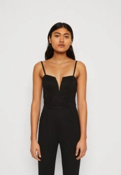 Wal G Core V Neck - Jumpsuit
