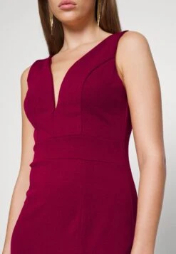 V Neck Midi - Cocktail Dress / Party Dress - Berry Wine -Wal G 3bcb815ca30344d4bcfc56049f16e21f