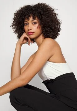 Wal G Janya Contrast Jumpsuit - Jumpsuit -Wal G 4c9d039f5a3a40df9367b6a5245ac97e