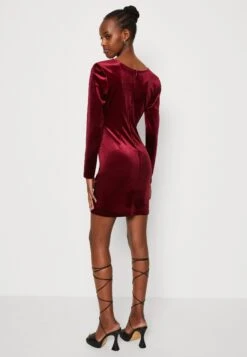 Wal G Valentines Dolly Cut Out Mini - Cocktail Dress / Party Dress - Wine -Wal G 5aa9804285c8403390149a929ccf9854