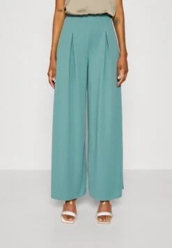 Wal G Buzz Trouser - Trousers - Sage Green