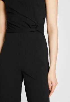Wal G Cecillian V Neck - Jumpsuit - Black -Wal G 661cfc3bb4b34b3cb8eff7874e1d721c
