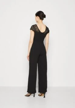 Wal G Cecillian V Neck - Jumpsuit - Black -Wal G 7e3af8ea3ac94aa0b28de146374ec14b
