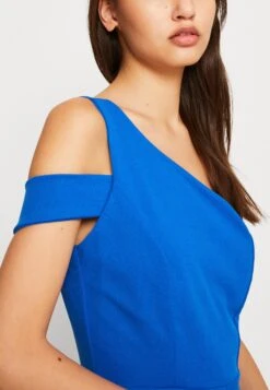 Wal G Angela Cut Out - Jumpsuit -Wal G 8034f5d77eba4f32940436df182d1b25