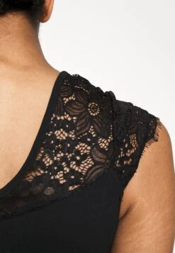 Cecillian Neck - Jumpsuit -Wal G 865f1dccc1a14c928565197acd1f3e07