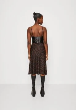 Wal G Christian Corset Crop - Top - Black -Wal G 87b97196f9d14cdc80039e9044810477