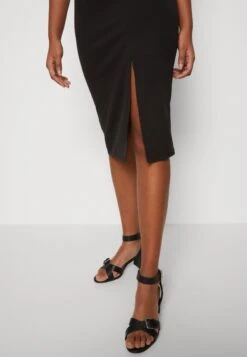 Wal G Cruise Midi Dress - Shift Dress - Black 11 Wal G Cruise Midi Dress - Shift Dress - Black -Wal G 90f2919e08314800b6acab8fd2692fa5