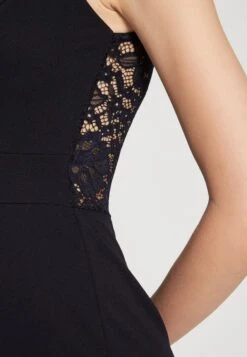 Wal G Lillian - Jumpsuit -Wal G 9b9d7f98d3a549c2b1b7e9671ab22c4e