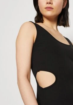 Wal G Ryan Cut Out Maxi - Jersey Dress - Black -Wal G a257bd7a9eaf4c4cb984b22f6d1b3bca