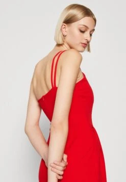 Wal G July Cut Out - Jumpsuit - Red -Wal G a32c97c4e82e4c1e86c3f548be22855c