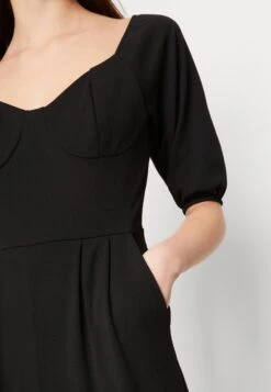 Wal G Alicia Straight Leg - Jumpsuit 11 Wal G Alicia Straight Leg - Jumpsuit -Wal G a61a4296c93542fa9ed0e21e59a38fde