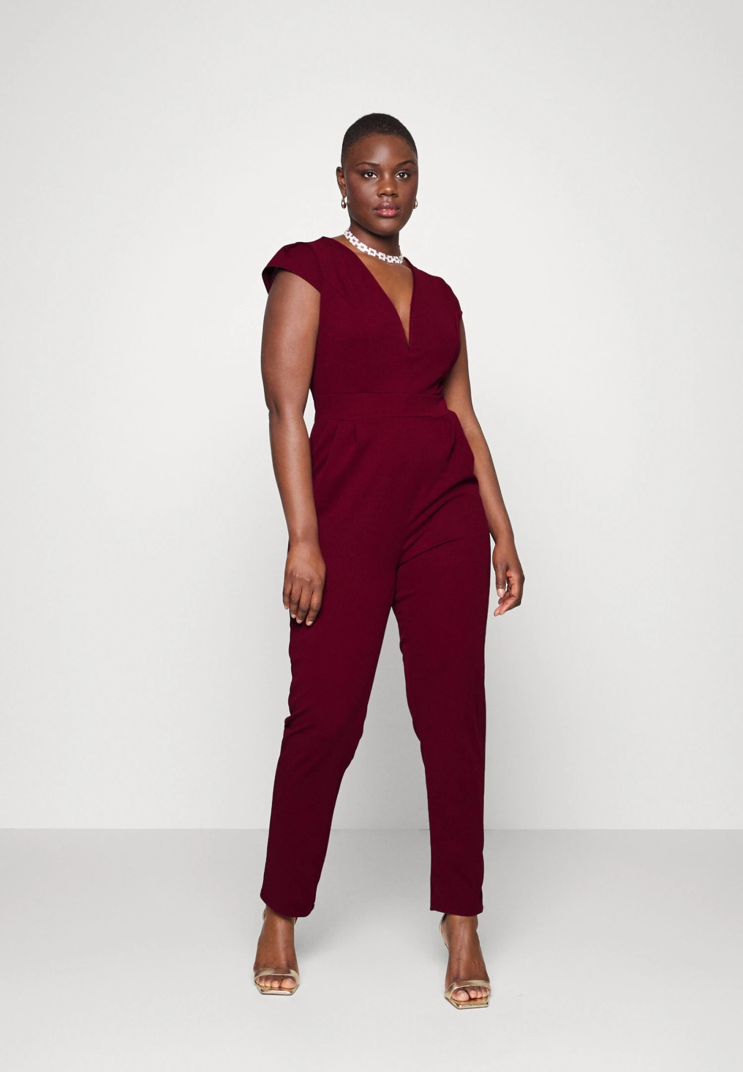 Curve Short Sleeve Plunge Jumpsuit - Jumpsuit - Wine 2 Curve Short Sleeve Plunge Jumpsuit - Jumpsuit - Wine - Image 2