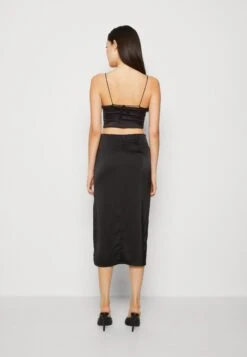 Wal G Party Jana Midi Skirt - Pencil Skirt -Wal G ad4bf85ed88f4229bd938cd983b2759f