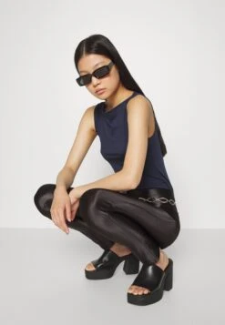 Wal G Ami Trouser - Trousers - Black -Wal G d166e8d3ada947e58bd45735eb6b6445