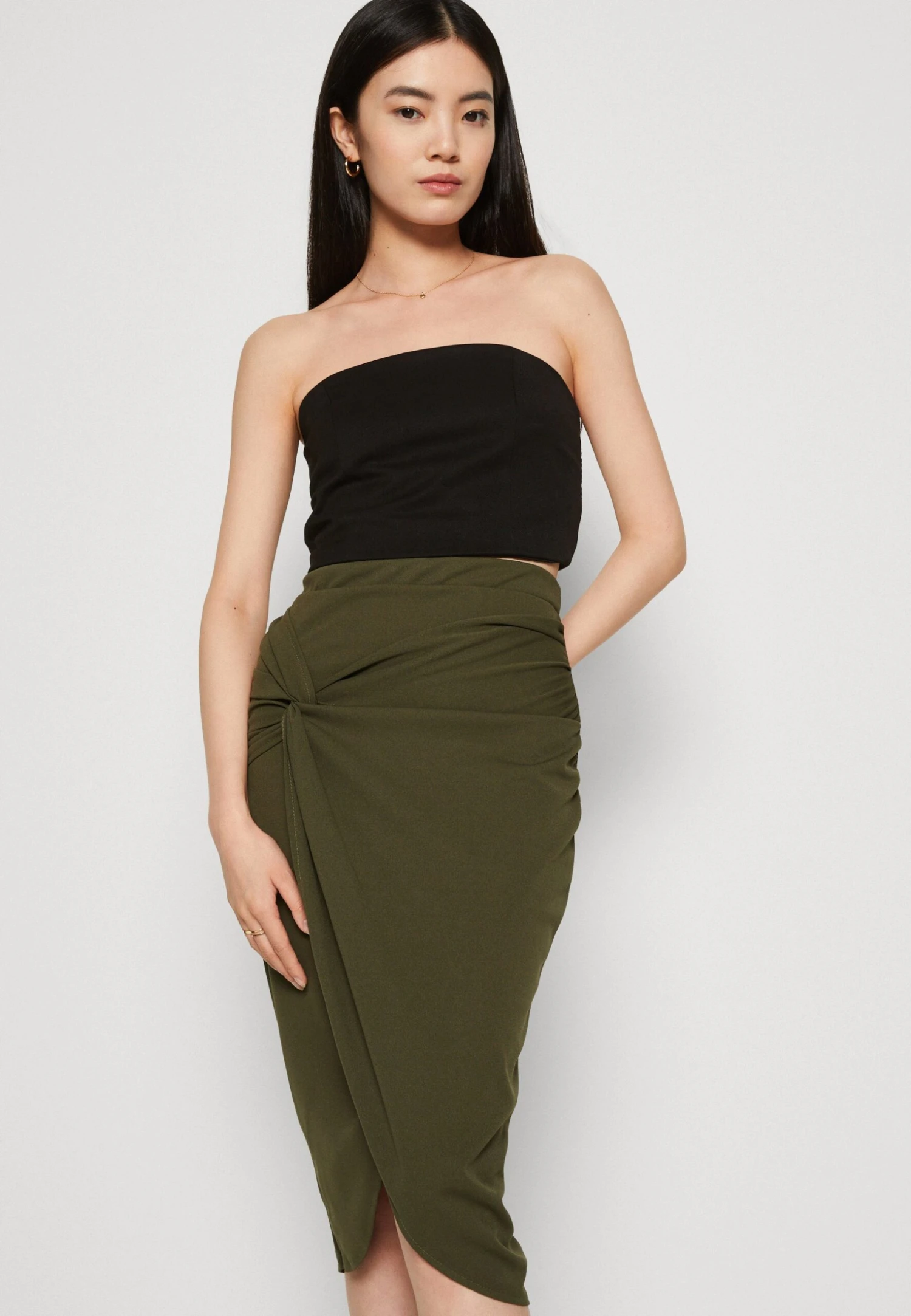Wal G Aliya Knot Midi Skirt - Pencil Skirt 4 Wal G Aliya Knot Midi Skirt - Pencil Skirt - Image 4