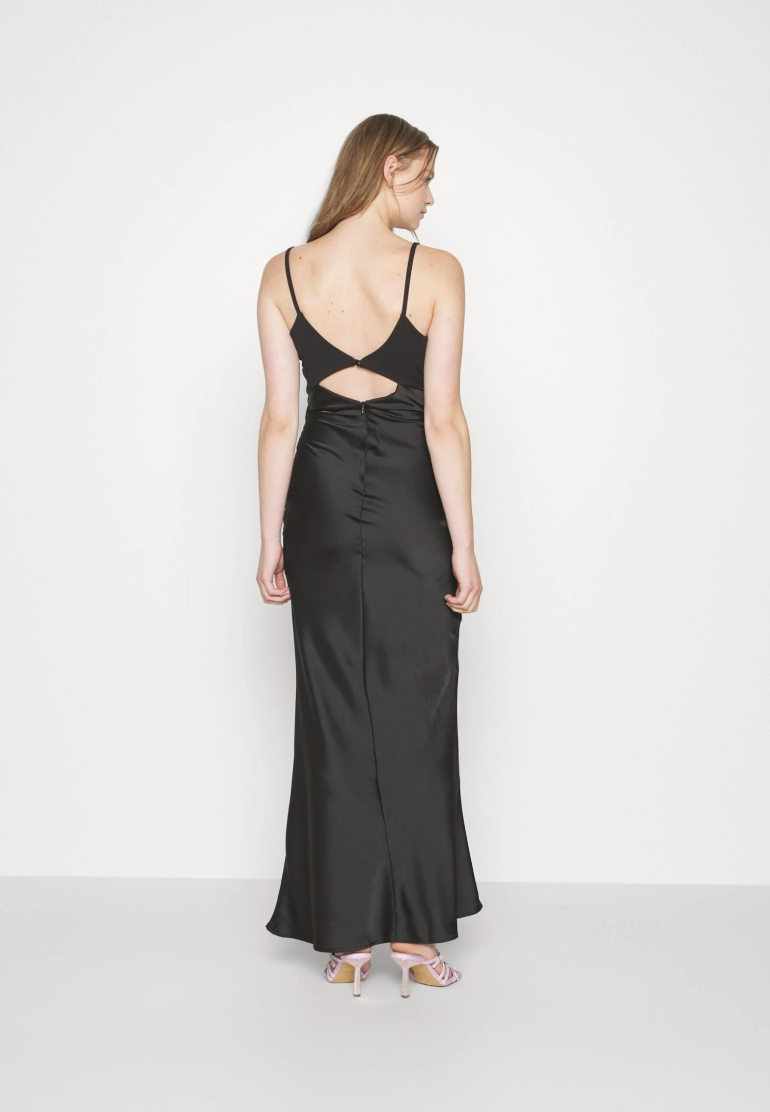 Wal G Moana Cut Out - Occasion Wear 5 Wal G Moana Cut Out - Occasion Wear - Image 5