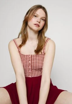 Wal G Zara Pleated Skater Skirt - Mini Skirt -Wal G fcdcb8591e11492a9345b305c071a6e1