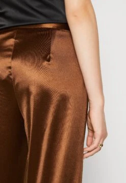 Wal G Charlie Trouser - Trousers -Wal G fe68c58523864e8eb20cfafc93eb8d27